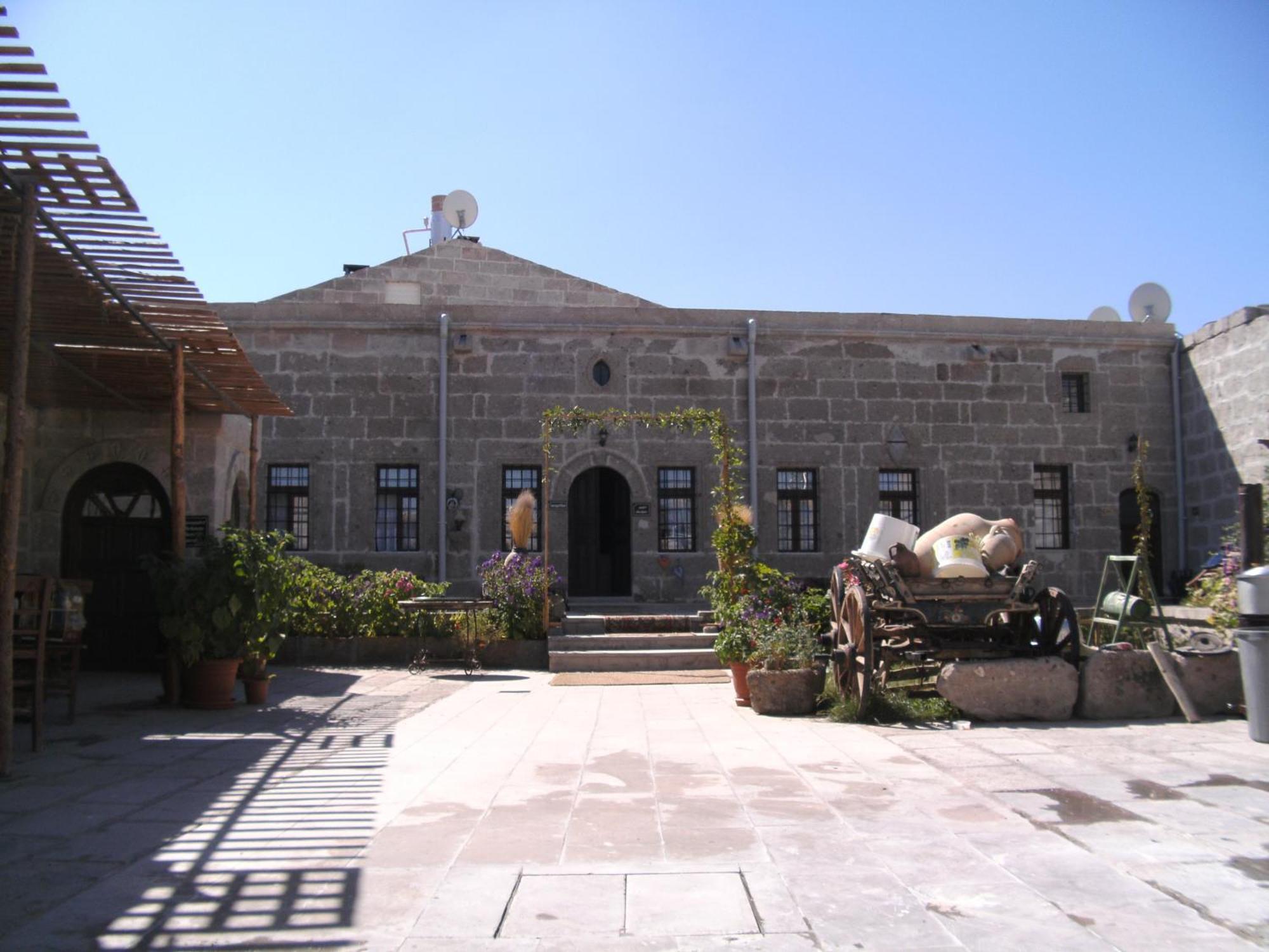 奥斯玛诺格鲁酒店 Guzelyurt 外观 照片